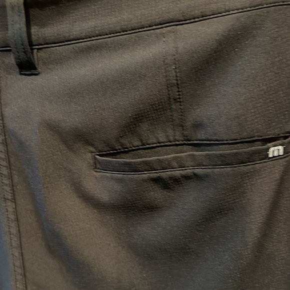 Travis Mathew Golf Shorts NWOT - Picture 5 of 5